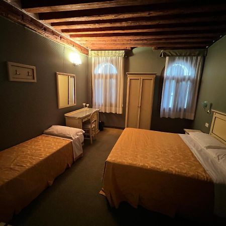 Locanda Ruga Rialto ヴェネツィア エクステリア 写真