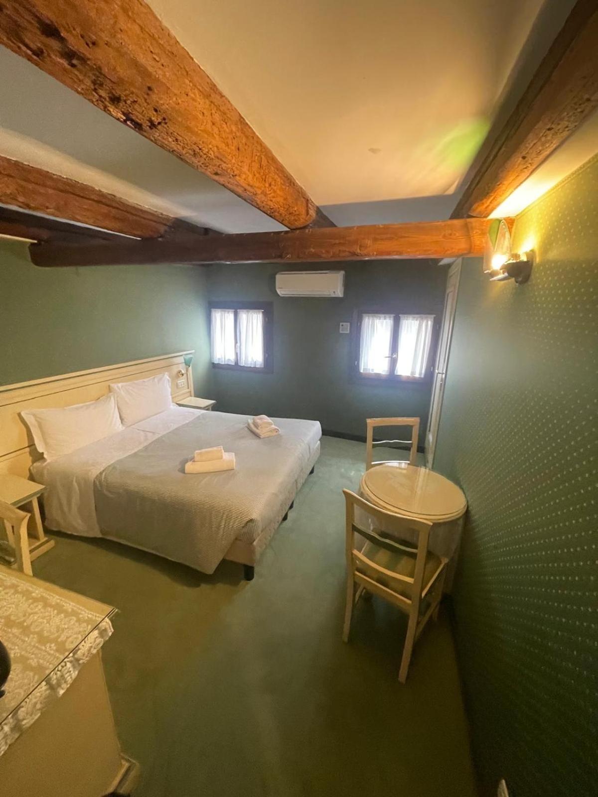 Locanda Ruga Rialto ヴェネツィア エクステリア 写真